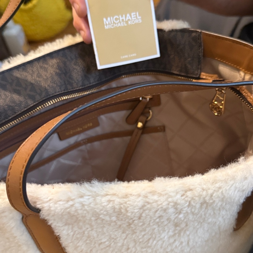 NWT $398 Michael Kors Sinclair Tote Shearling Leather MK Logo - Picture 6 of 8